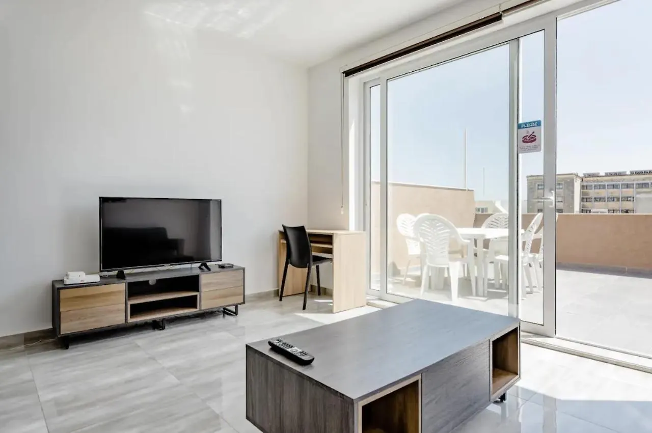 F12 Modern And Bright Apartment In Malta Msida
